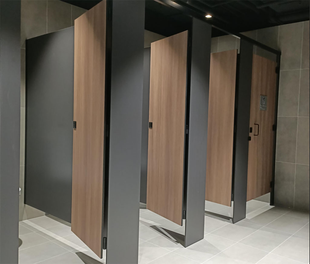 Interloc :: Toilet & Shower Partitions